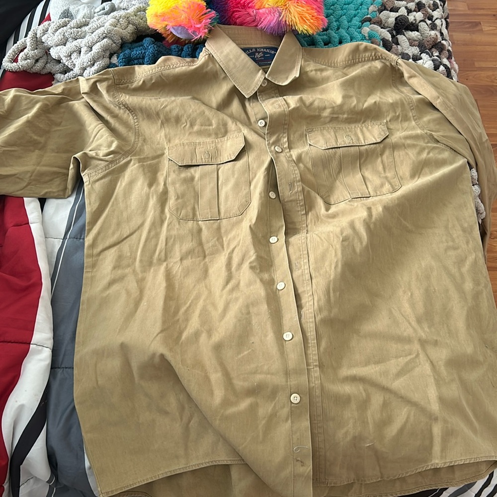 Men’s long sleeved shirt